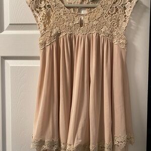 Elegant Cream Lace ladies top with cap sleeves